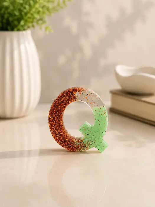 Custom resin letter Q